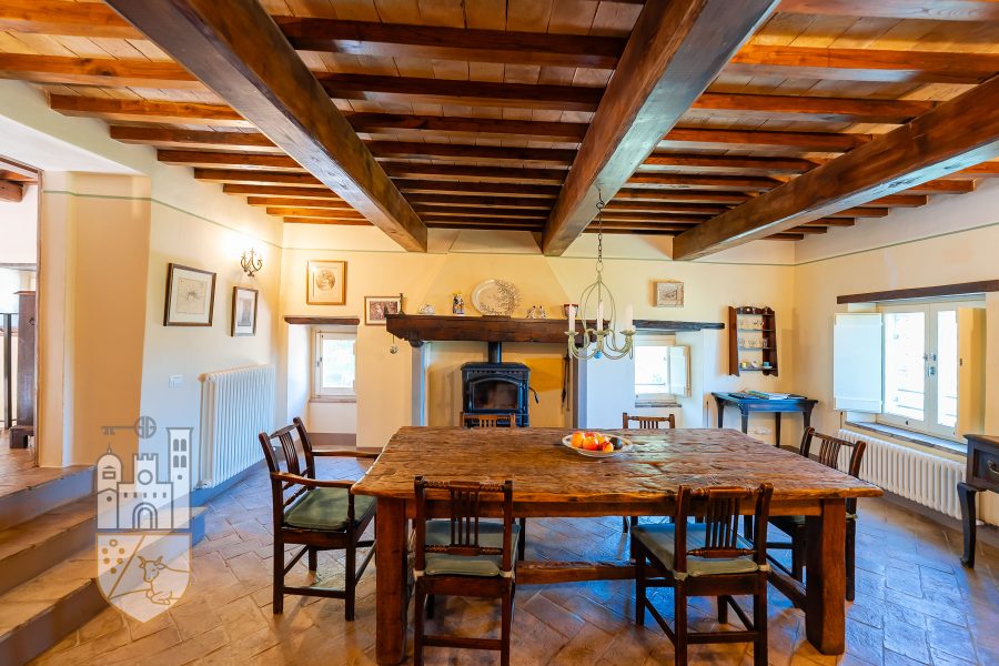 Farmhouse with annex and swimming pool