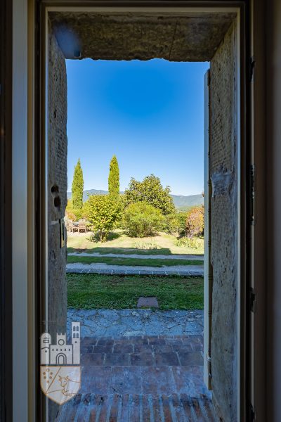 Colonica con annesso e piscina