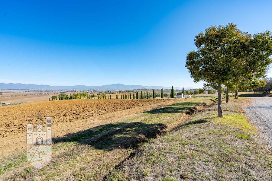 Appartamento con giardino e piscina