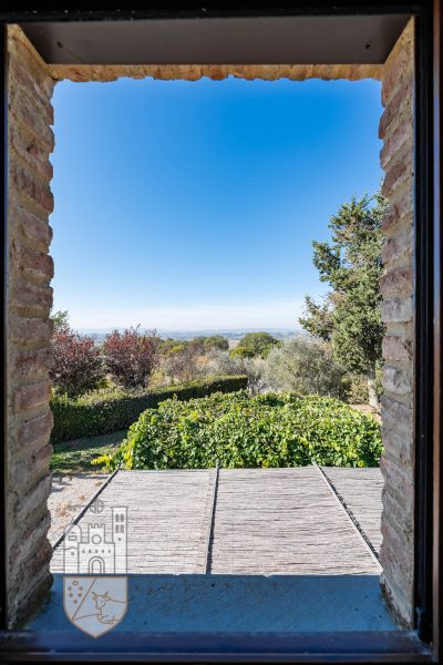 Appartamento con giardino e piscina