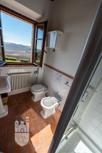 Appartamento con giardino e piscina