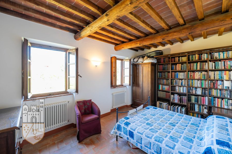Appartamento con giardino e piscina