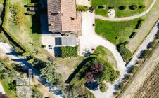 Apartment with garden and swimming pool