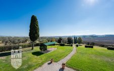 Apartment with garden and swimming pool