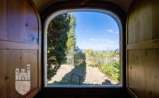 Villa con piscina e annessi